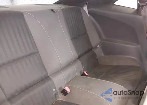 2014 Chevrolet Camaro 2Ls z USA, uszkodzony, nr VIN 2G1FA1E36E9212973